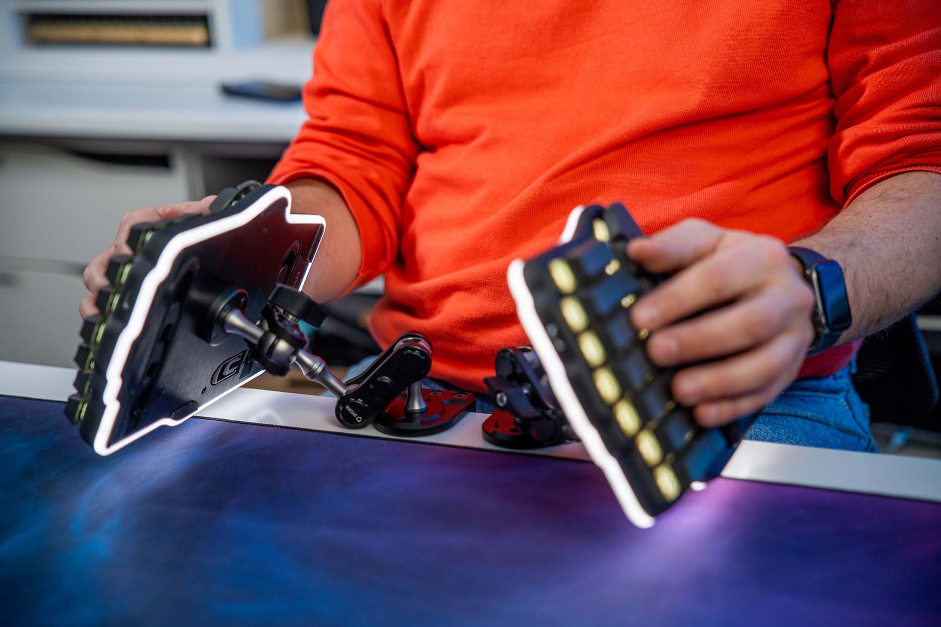 The Ultimate Desk Clamp Guide (and how we designed ours) – Dygma The Ultimate Desk Clamp Guide (and how we designed ours) – Dygma