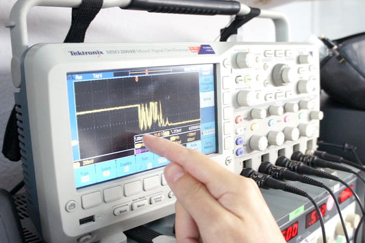 Mechanical keyboard switch bounce and debounce delay