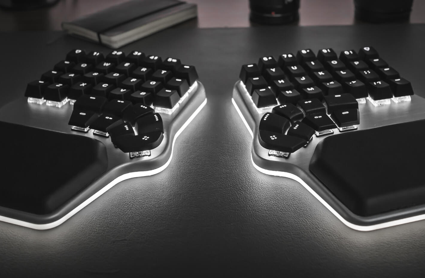 Defy Keycaps and Palm Pads Bundle