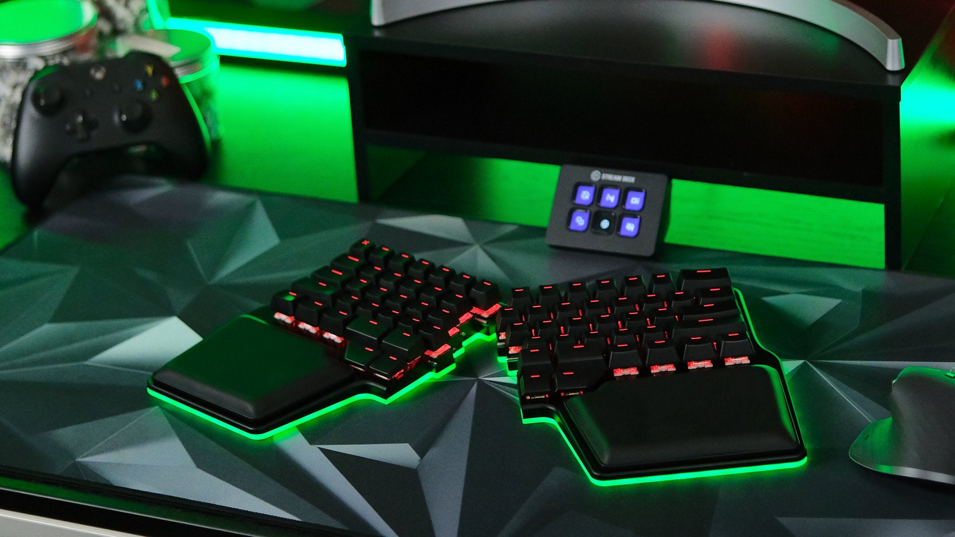 The Best Ergonomic Keyboards for You - Dygma