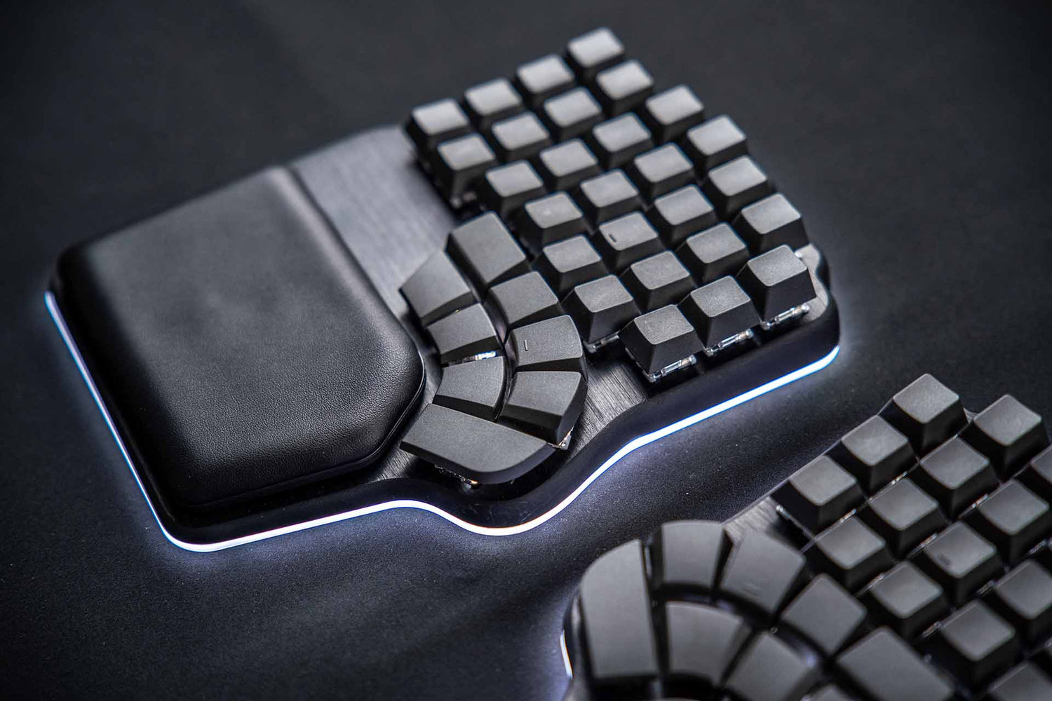 Dygma blank black PBT keycaps with no legends on a Dygma Defy split keyboard Dygma blank black PBT keycaps with no legends on a Dygma Defy split keyboard
