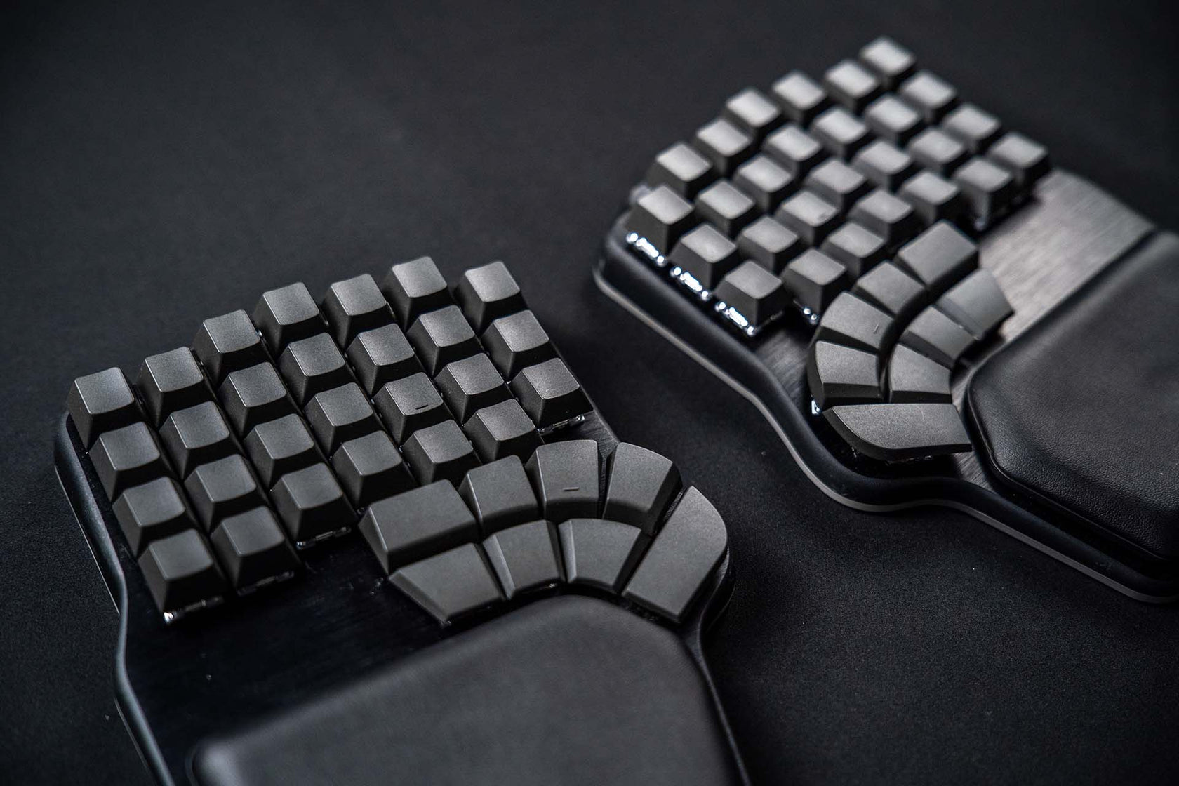 PBT Keycaps – Dygma